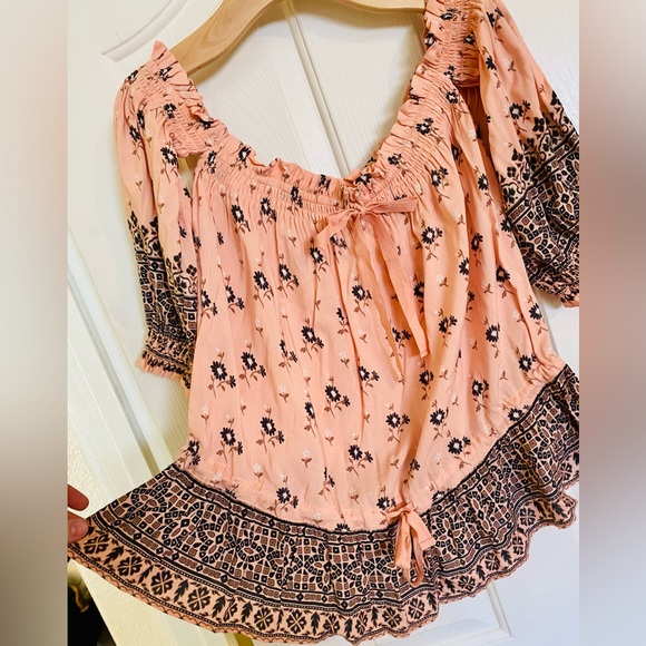 EUC Spell & the Gypsy Collective Sundown Lionheart Off Shoulder Top - Picture 9 of 17